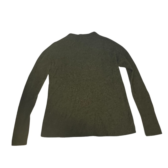 GAP WOMEN'S BOYFRIEND V NECK SWEATER - Picture 2 of 3